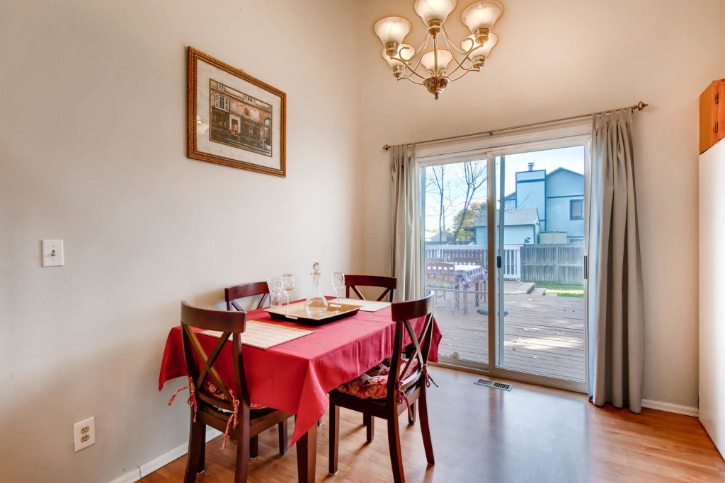 8674 S Yukon St Littleton CO-large-003-3-Dining Room-1500x1000-72dpi