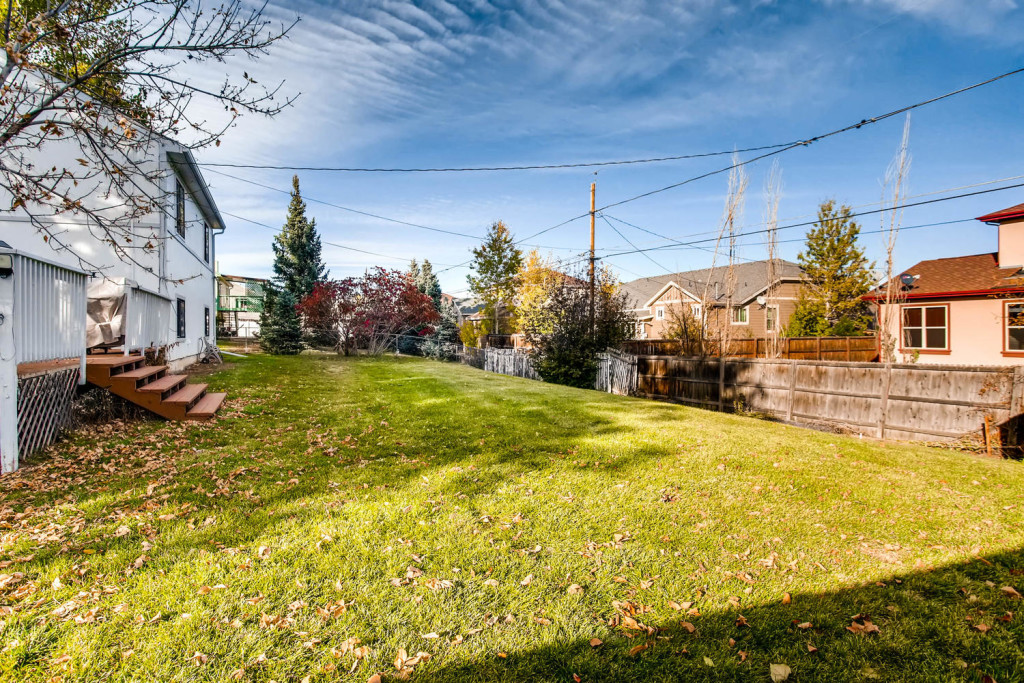 8674 S Yukon St Littleton CO-large-011-10-Back Yard-1500x1000-72dpi