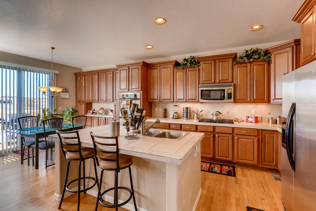 11609 S Flower Mound Way-print-008-5-Large Open Kitchen-2700x1800-300dpi