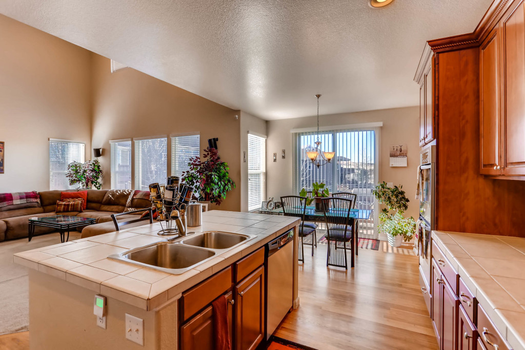 11609 S Flower Mound Way-print-011-6-The heart of the home-2700x1800-300dpi